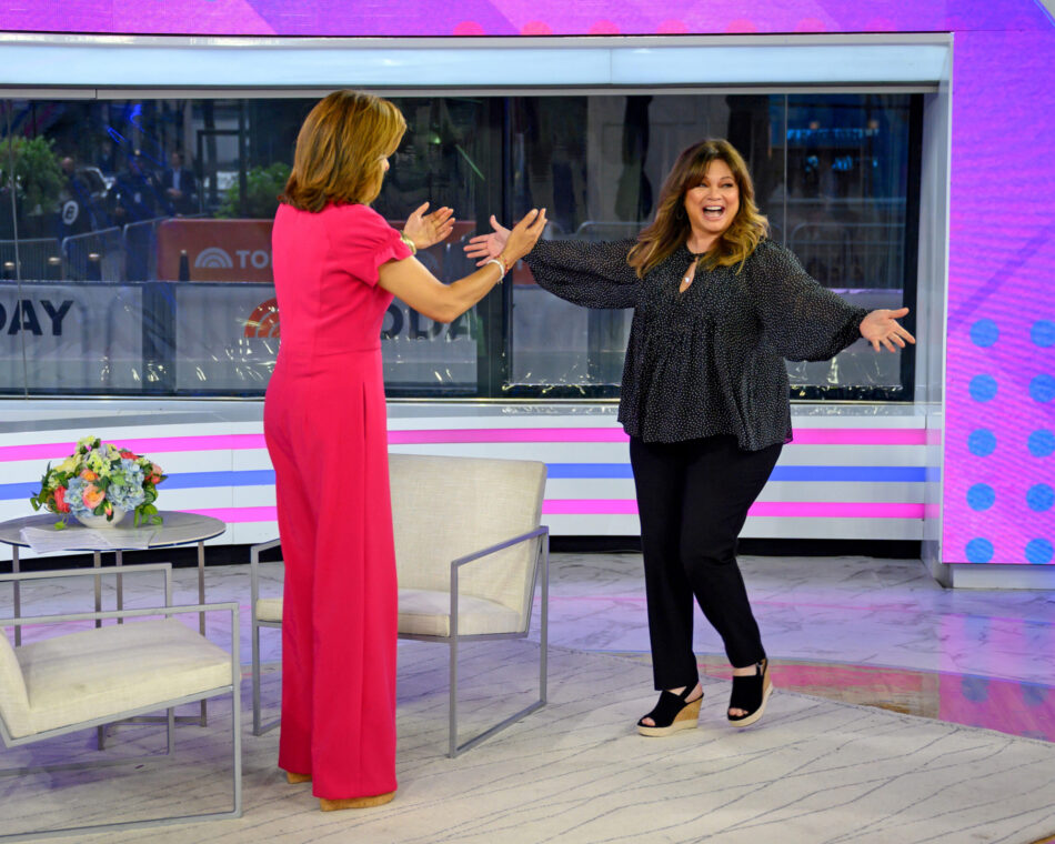 Hoda Kotb and Valerie Bertinelli on Thursday June 9, 2022. | Source: Getty Images