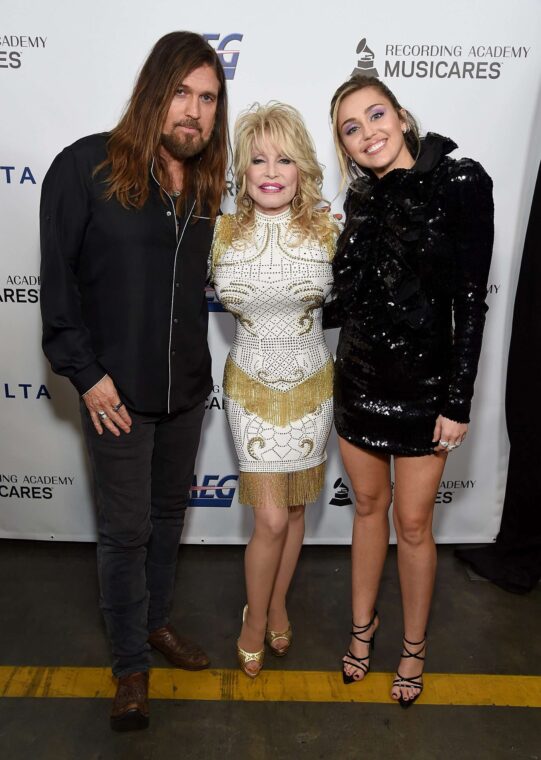 Billy Ray Cyrus, Dolly Parton, and Miley Cyrus attend MusiCares Person of the Year honoring Dolly Parton in Los Angeles on February 8, 2019. | Source: Getty Images