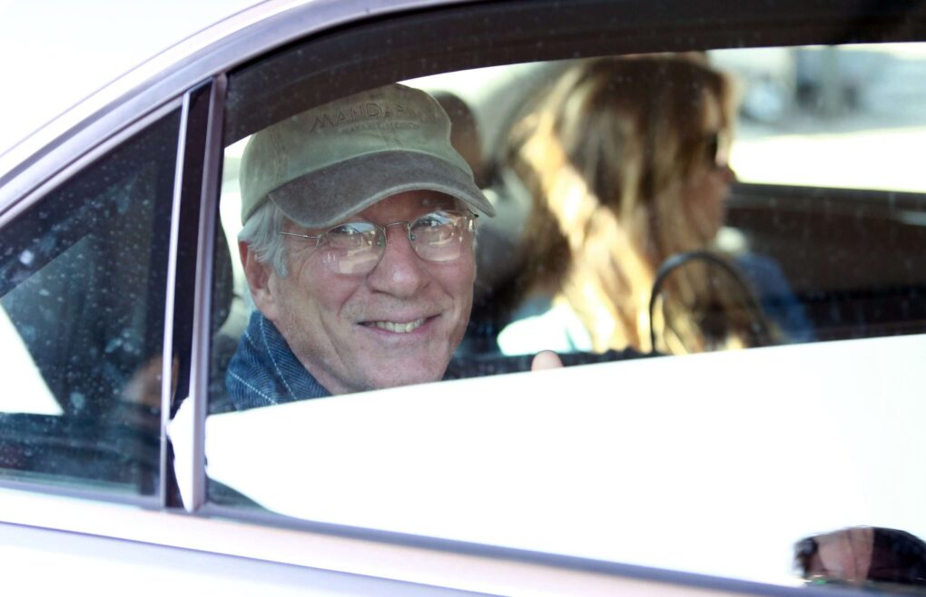 Richard Gere arrives in Madrid from Seville after filming the BBC series "MotherFatherSon" on October 23, 2018 in Madrid, Spain. ┃Source: Getty Images