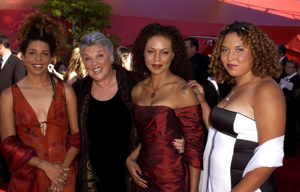 Tyne Daly and daughters during The 54th Annual Primetime Emmy Awards | Source: Getty Images