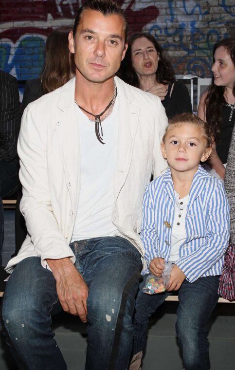 Gavin Rossdale and son Kingston fashion show during Mercedes-Benz Fashion Week at on September 11, 2010 in New York City | Source: Getty Images