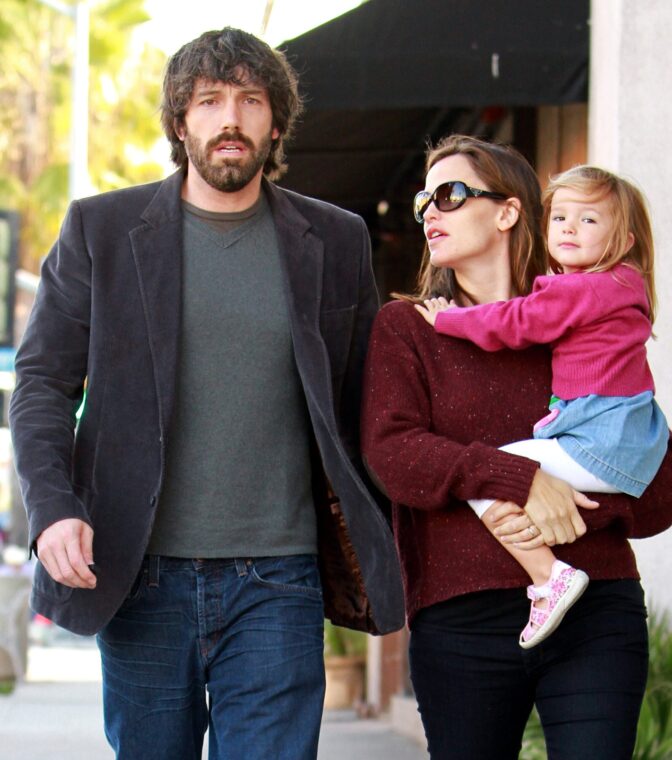 Ben Affleck, Jennifer Garner and Seraphina Affleck spotted on October 26, 2011 in Santa Monica, Los Angeles, California. | Source: Getty Images