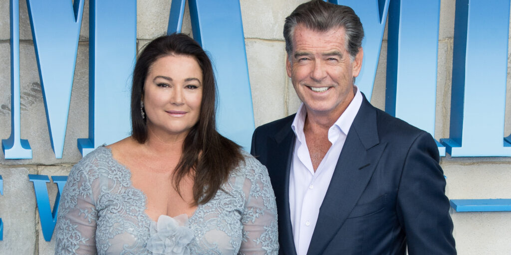 Pierce Brosnan's 'Ageless' Wife Draws Attention Flaunting Her Curves in ...