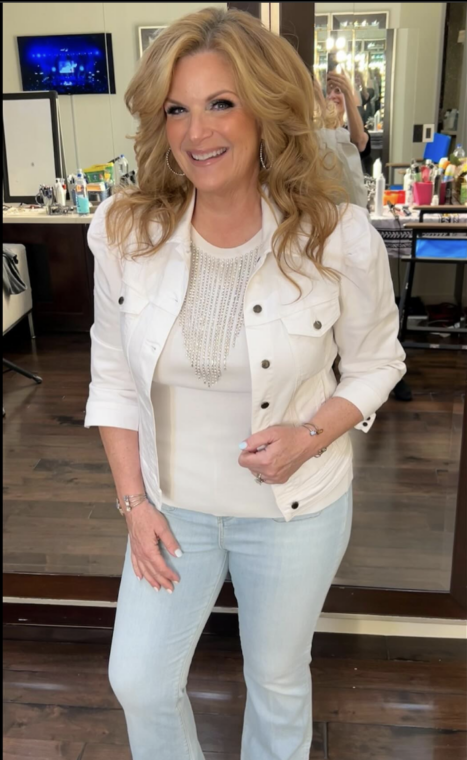 Trisha Yearwood as seen in an April 22 Instagram post | Source: Instagram.com/trishayearwood/